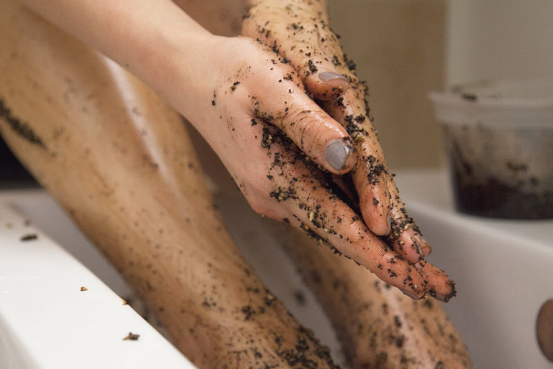 Coffee scrub on the hands and feet removes dead skin and cellulite leaves skin smooth and soft 